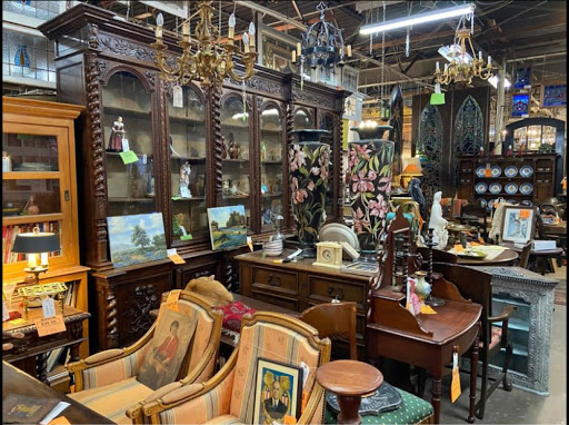 Antique Furniture Store «Lots of Furniture Antiques Warehouse», reviews and photos, 910 N Riverfront Blvd, Dallas, TX 75207, USA