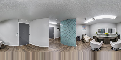 Waters Edge Lodge image