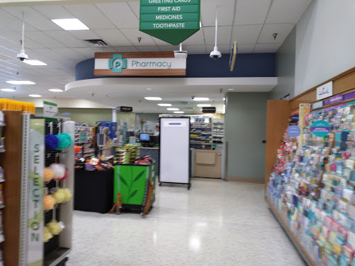 Pharmacy «Publix Pharmacy at Hallandale Place Shopping Center», reviews and photos, 1400 E Hallandale Beach Blvd, Hallandale Beach, FL 33009, USA