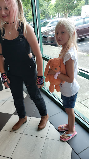 Book Store «Barnes & Noble», reviews and photos, 735 Haywood Rd, Greenville, SC 29607, USA