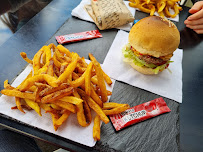 Hamburger du Restaurant de hamburgers BURGER CITY à Lisieux - n°12