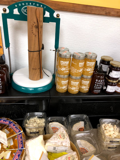 Gourmet Grocery Store «Carlinos Specialty Foods», reviews and photos, 2616 E County Line Rd, Ardmore, PA 19003, USA