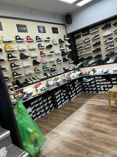Opinii despre Στρατηγός ΑΕ în Αθήνα - Κατάστημα υποδήματος