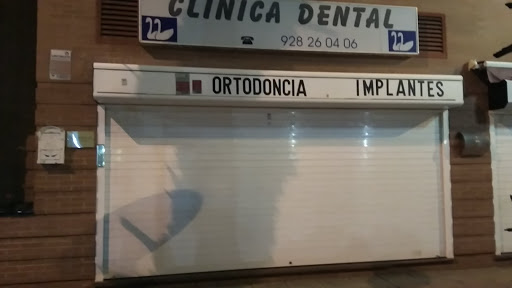 Clinica Dental Ortodoncia Implantes Gran Canaria