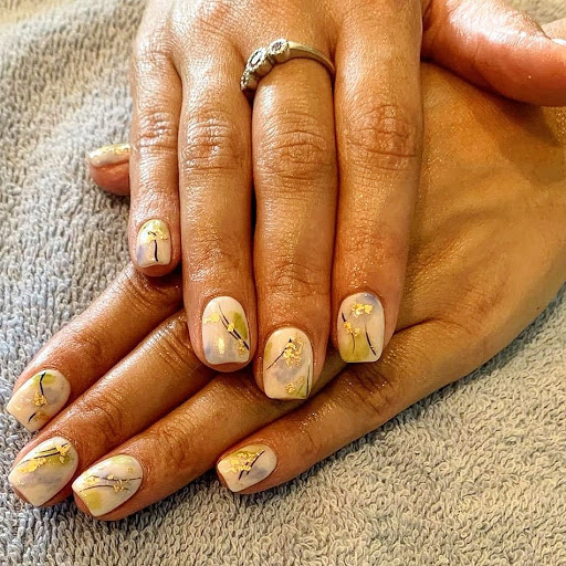 Essential Mobile Nails