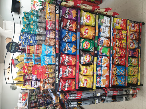 Grocery Store «Nicollet Grocery & Tobacco», reviews and photos, 1500 Nicollet Ave, Minneapolis, MN 55403, USA