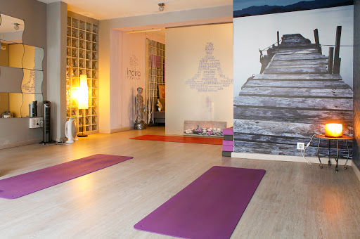Centro Indira Yoga & Pilates - Oviedo