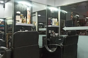 Popular salon Sartaj image