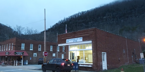 Restaurant «The Pineapple Tea Room & Coffee Shoppe», reviews and photos, 604 Colwyn St, Cumberland Gap, TN 37724, USA