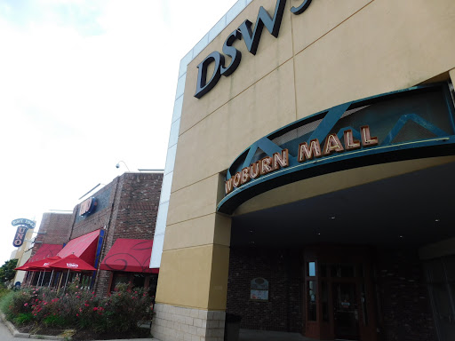 Shopping Mall «Woburn Mall», reviews and photos, 296 Mishawum Rd, Woburn, MA 01801, USA