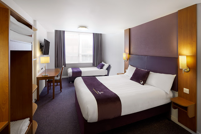Reviews of Premier Inn Plymouth City (Lockyers Quay) hotel in Plymouth - Hotel