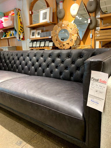 Furniture Store «Crate and Barrel Outlet», reviews and photos, 1700 Prince St, Alexandria, VA 22314, USA