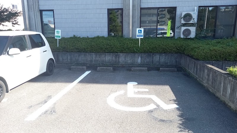 障害者駐車場