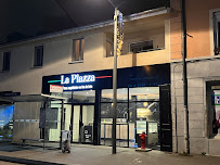 Photos du propriétaire du Pizzeria La piazza à Saint-Fons - n°19