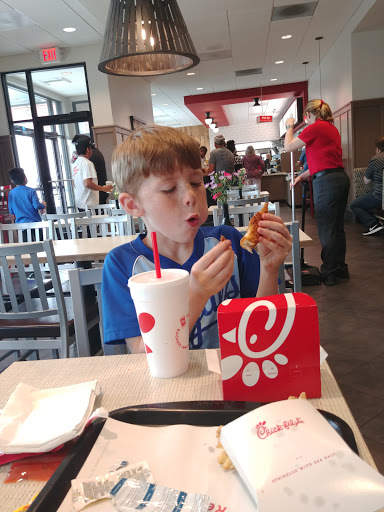 Fast Food Restaurant «Chick-fil-A», reviews and photos, 115 Cherokee Pl, Cartersville, GA 30121, USA