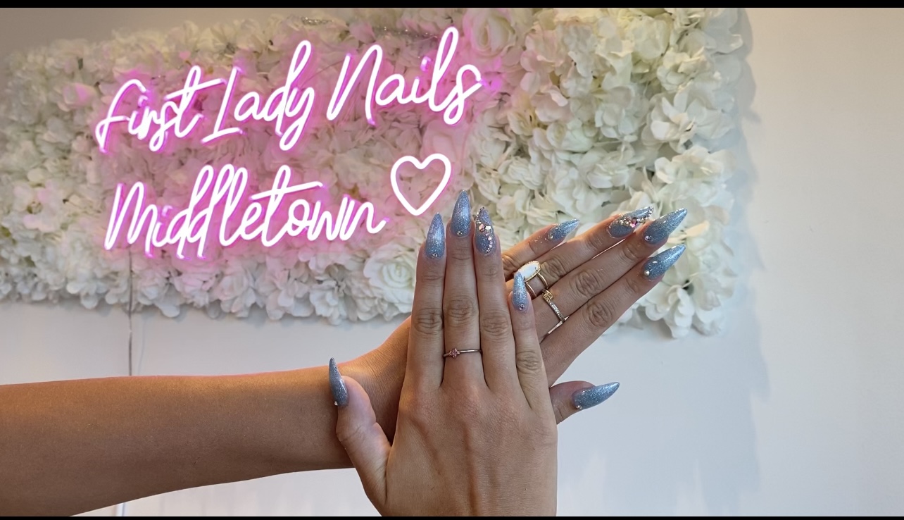 First Lady Nails Middletown