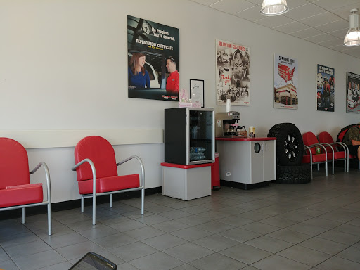 Tire Shop «Discount Tire Store - Lubbock, TX», reviews and photos, 1702 Avenue Q, Lubbock, TX 79401, USA