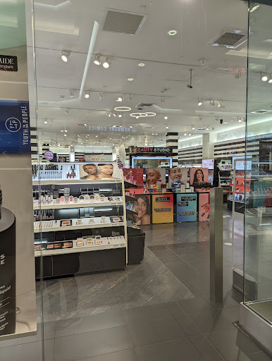 Cosmetics Store «SEPHORA», reviews and photos, 100 Cambridgeside Pl, Cambridge, MA 02141, USA