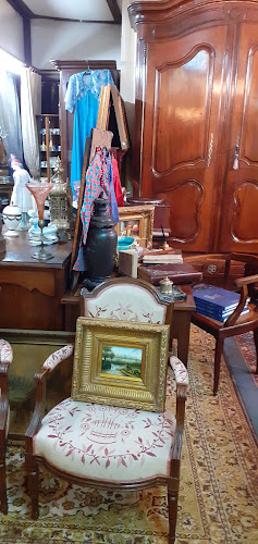 Opinii despre A la Belle Epoque în Vierzon - Magasin de meubles