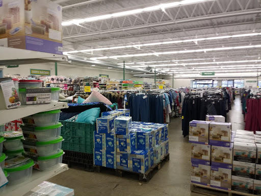Discount Store «Bargain Hunt», reviews and photos, 3137 Dixie Hwy, Erlanger, KY 41018, USA