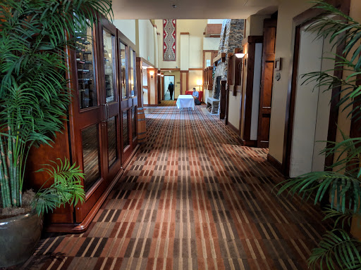 Country Club «Ventana Canyon Golf & Racquet Club», reviews and photos, 6200 N Club House Ln, Tucson, AZ 85750, USA