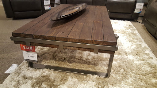 Furniture Store «Art Van Furniture - Ann Arbor», reviews and photos, 425 E Eisenhower Pkwy, Ann Arbor, MI 48108, USA