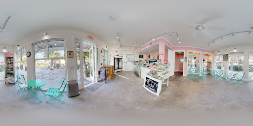 Restaurant «Hometown Desserts», reviews and photos, 507 Pine Ave, Anna Maria, FL 34216, USA