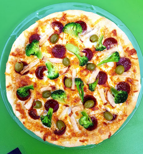 Értékelések erről a helyről: Akácfa Pizzéria, Dány - Pizza