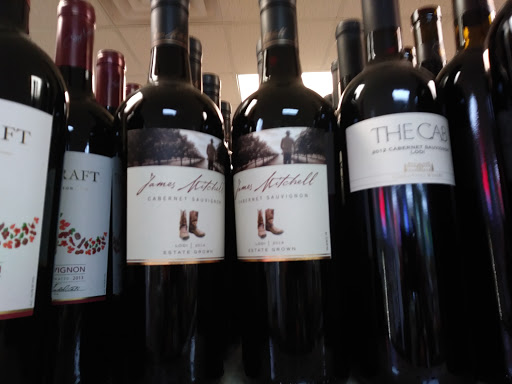 Liquor Store «B & L Liquor Store», reviews and photos, 1369 Main St, Houlton, WI 54082, USA