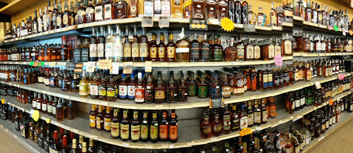 Liquor Store «Arcadia Foremost Liquors», reviews and photos, 3301 W North Ave, Chicago, IL 60647, USA