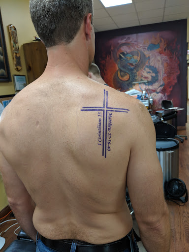 Tattoo and Piercing Shop «Syndicate Tattoo», reviews and photos, 423 Poyntz Ave, Manhattan, KS 66502, USA