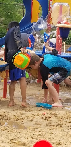 Recreation Center «Rakow Center», reviews and photos, 665 Barrington Ave, Carpentersville, IL 60110, USA