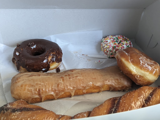 Donut Shop «The Donut Man», reviews and photos, 915 E Rte 66, Glendora, CA 91740, USA