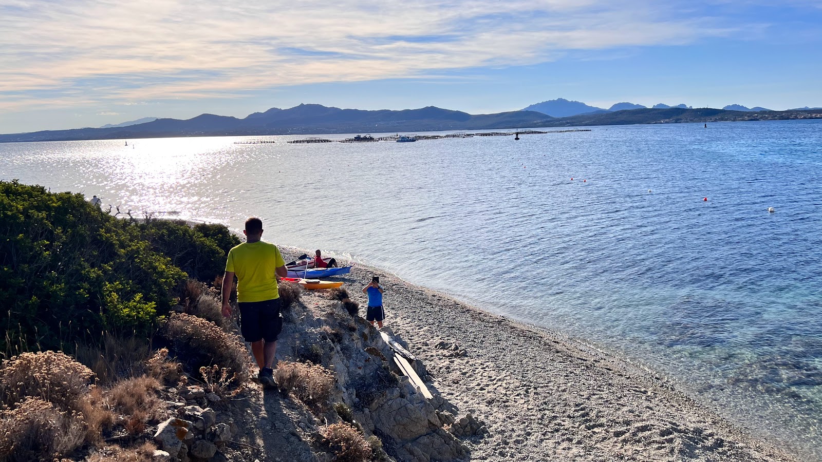 Foto von Figarolo Beach mit sehr sauber Sauberkeitsgrad
