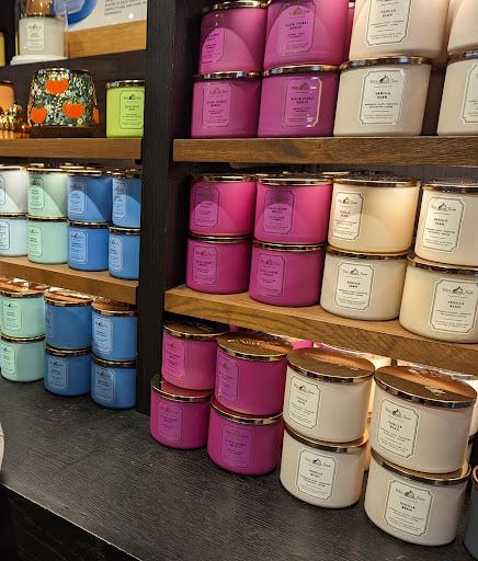 Beauty Supply Store «Bath & Body Works», reviews and photos, 8390 Tamarack Village, Woodbury, MN 55125, USA