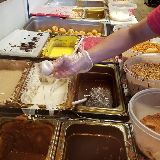 Donut Shop «Mini Doughnut Factory», reviews and photos, 2109 S Dale Mabry Hwy, Tampa, FL 33629, USA