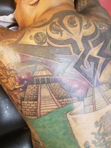 Tattoo Shop «AWOL Custom Tattooing Llc», reviews and photos, 1780 W Sherman Blvd, Muskegon, MI 49441, USA