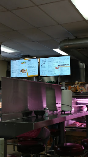 Grocery Store «Martinez Supermarket», reviews and photos, 3301 S Morgan St, Chicago, IL 60608, USA