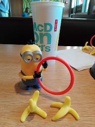 Photo n°92 de McDonald's à Meyzieu ()