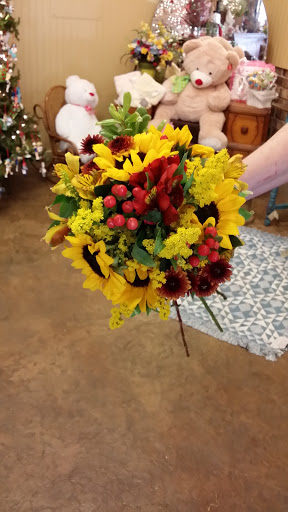 Florist «The Flower Shop», reviews and photos, 437 S Main St, Boerne, TX 78006, USA