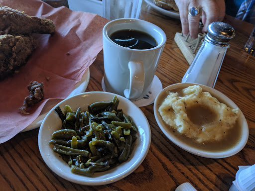 American Restaurant «Cracker Barrel Old Country Store», reviews and photos, 5100 Tiedeman Rd, Brooklyn, OH 44144, USA