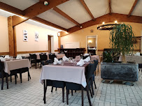 Atmosphère du Restaurant français Restaurant de l'Agriculture à Valmont - n°8