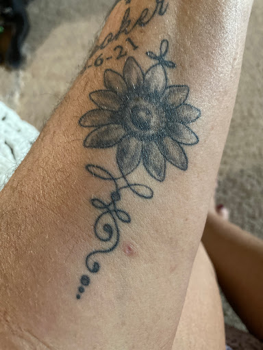 Tattoo Shop «Hall of Tattoos», reviews and photos, 328 E Main St, Norman, OK 73069, USA