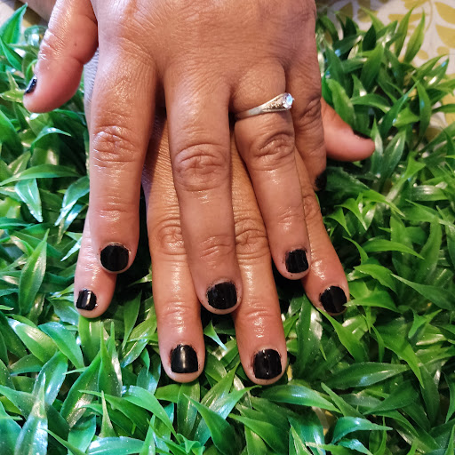 Carmelita Spa Nails