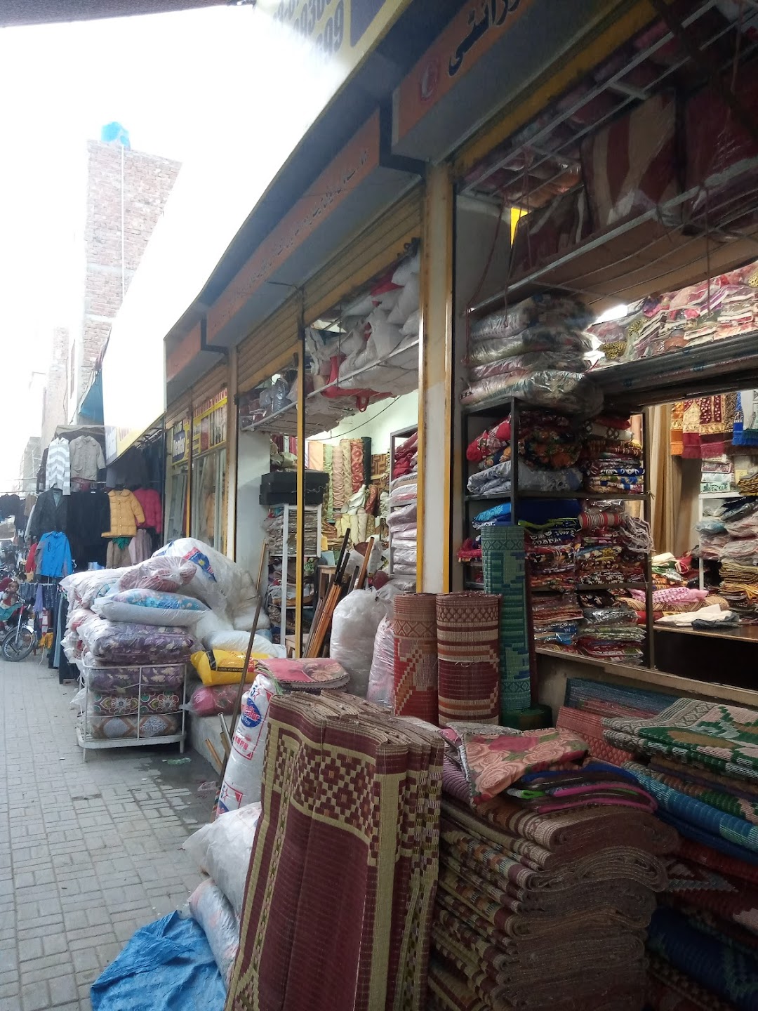 Landa bazar khanpur
