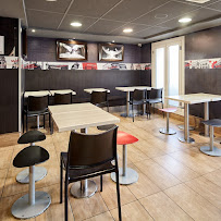 Photos du propriétaire du Restaurant KFC Paris Barbès - n°20