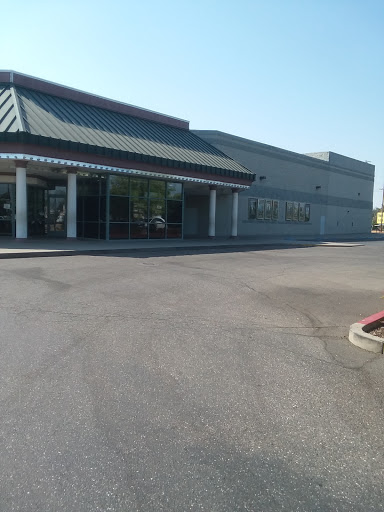 Movie Theater «Feather River Cinemas», reviews and photos, 2690 Feather River Blvd, Oroville, CA 95965, USA