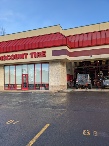 Tire Shop «Discount Tire Store - Vancouver, WA», reviews and photos, 8120 NE Vancouver Plaza Dr, Vancouver, WA 98662, USA