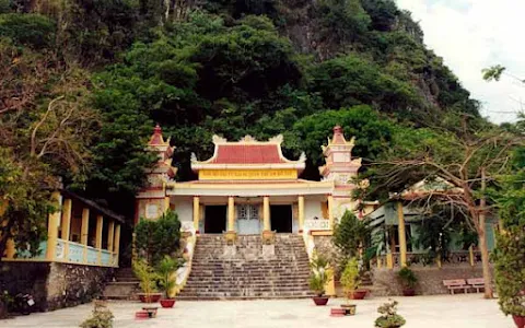 Quan The Am Pagoda image
