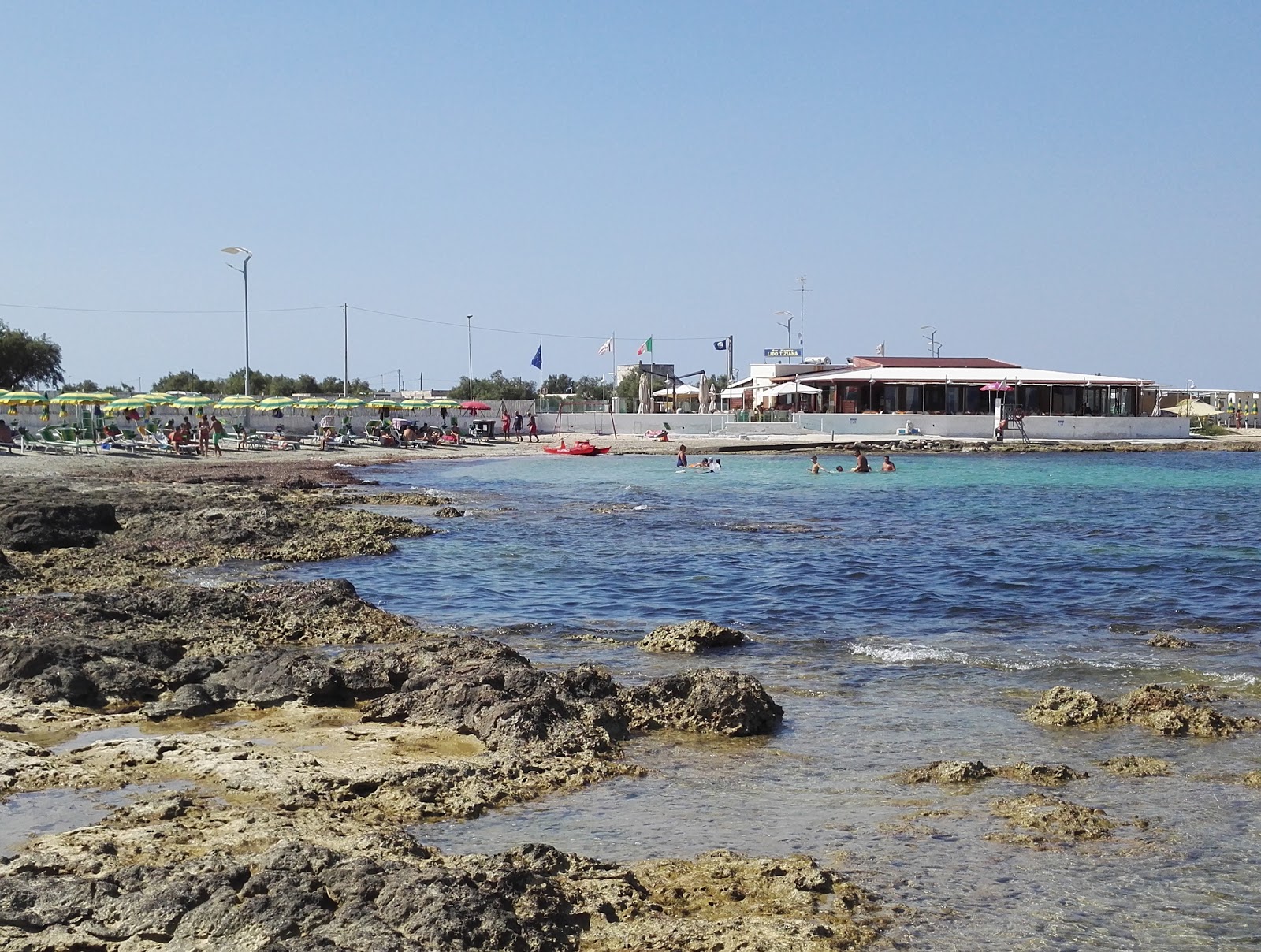 Fotografie cu Spiaggia di Specchiolla amplasat într-o zonă naturală